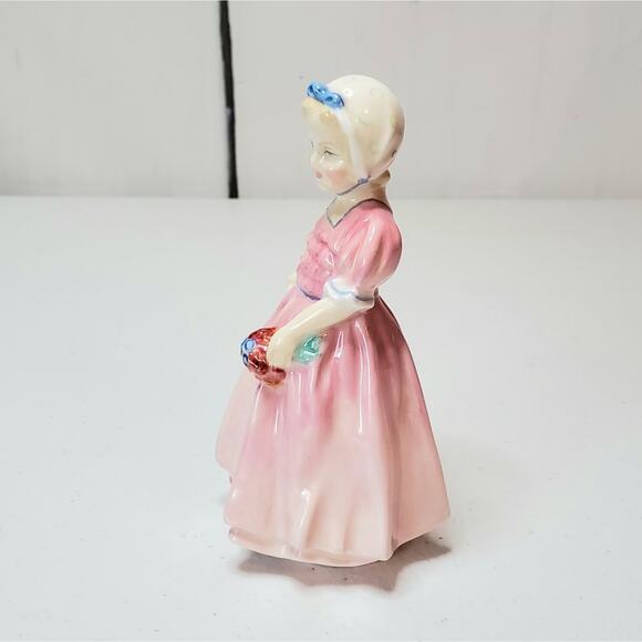 Royal Doulton Tinkle Bell Porcelain Figurine 1677 Vintage - Picture 10 of 11
